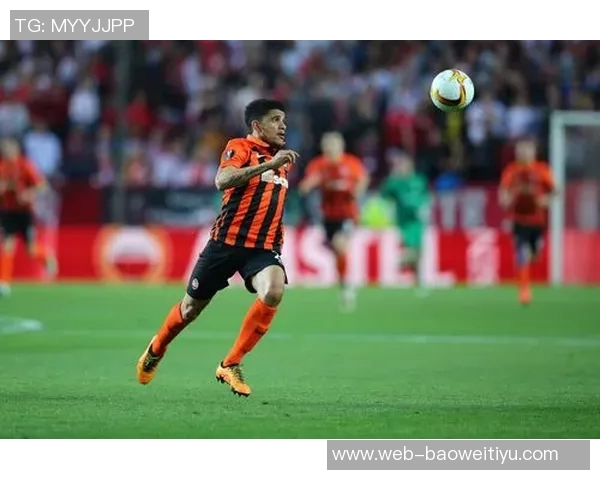 泰森承认未达最佳状态并称赞球队末节沟通配合出色